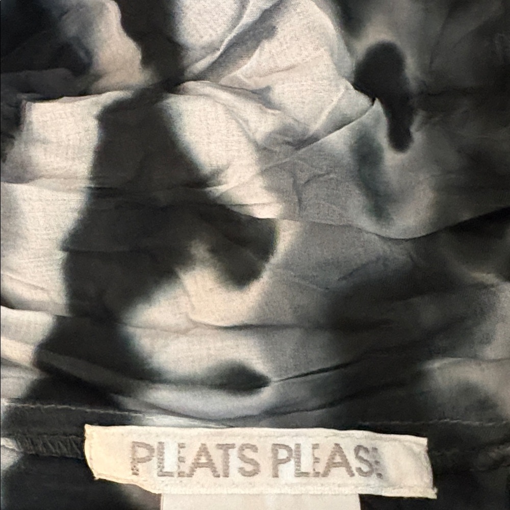 Issey Miyake Pleats Please lovely pattern rare shirt dress. Great light material - Picture 12 of 13